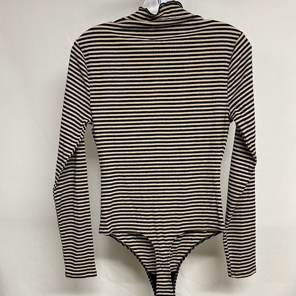 Lovers + Friends striped body suite New with Tags size X-Large - Picture 2 of 2